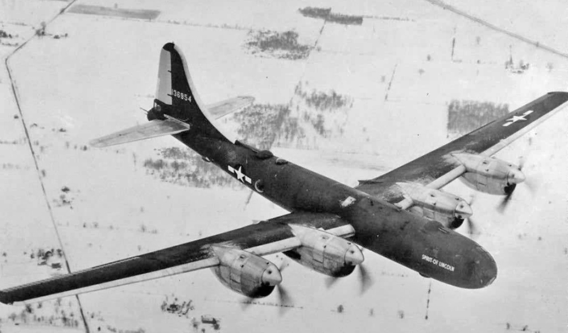 The Boeing XB-39 Spirit of Lincoln in flight (US Air Force)